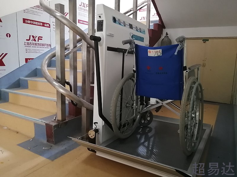 斜掛升降機(jī)