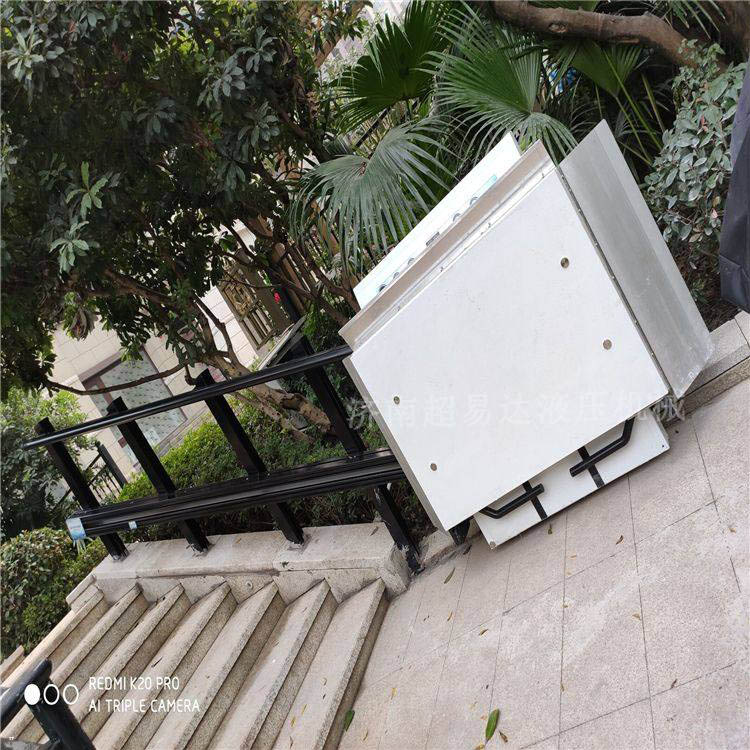 斜掛式無(wú)障礙升降平臺(tái)