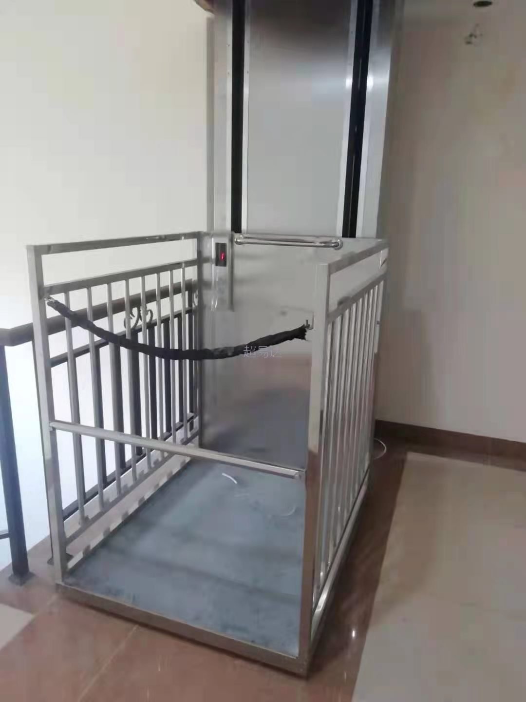 殘疾人升降機(jī)